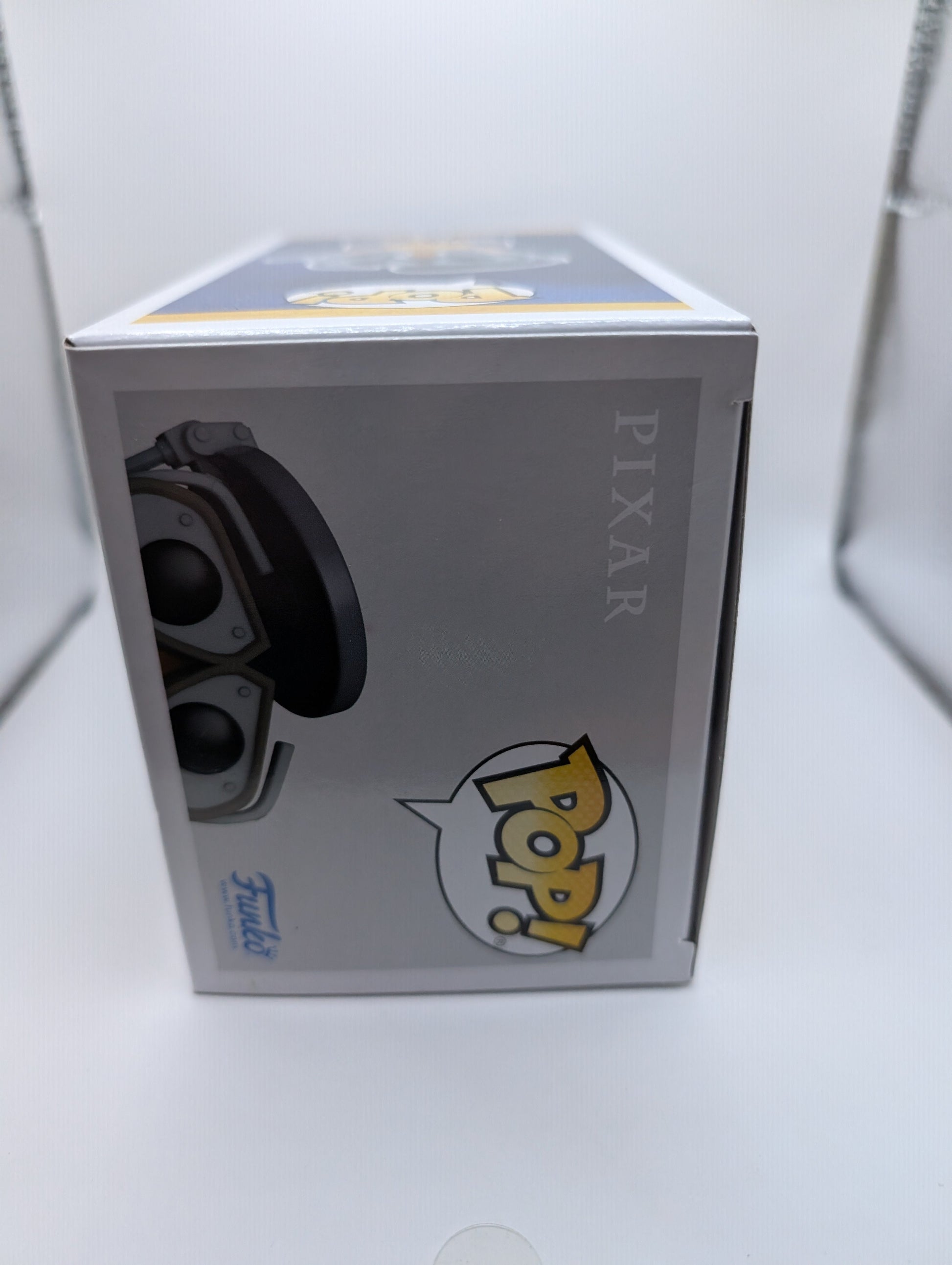 Wall E With Hubcap #1120 Funko Pop Vinyl Figure Disney Pixar Exclusive FRENLY BRICKS - Open 7 Days