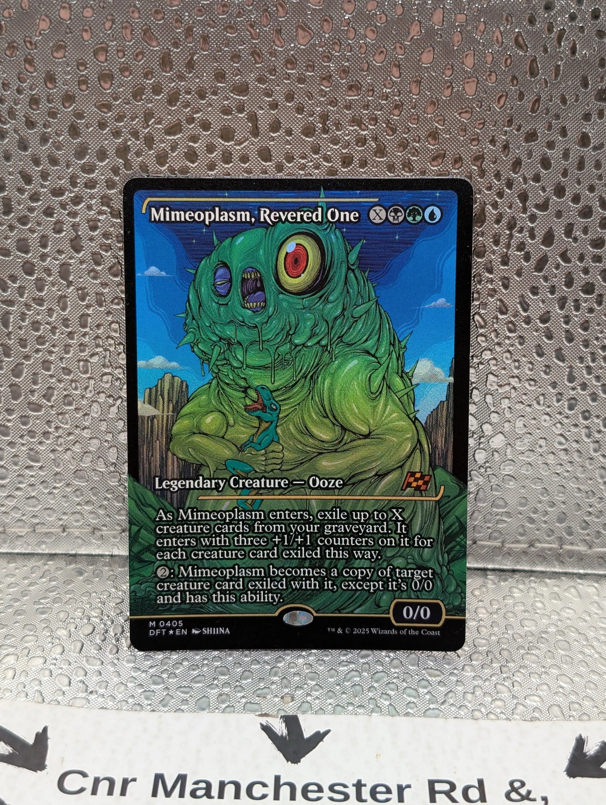 Aetherdrift Variants Mimeoplasm, Revered One - Foil - Showcase 0405 FRENLY BRICKS - Open 7 Days